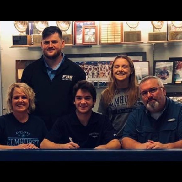 Meet your Posher, Sandy - Picture 4 of 7